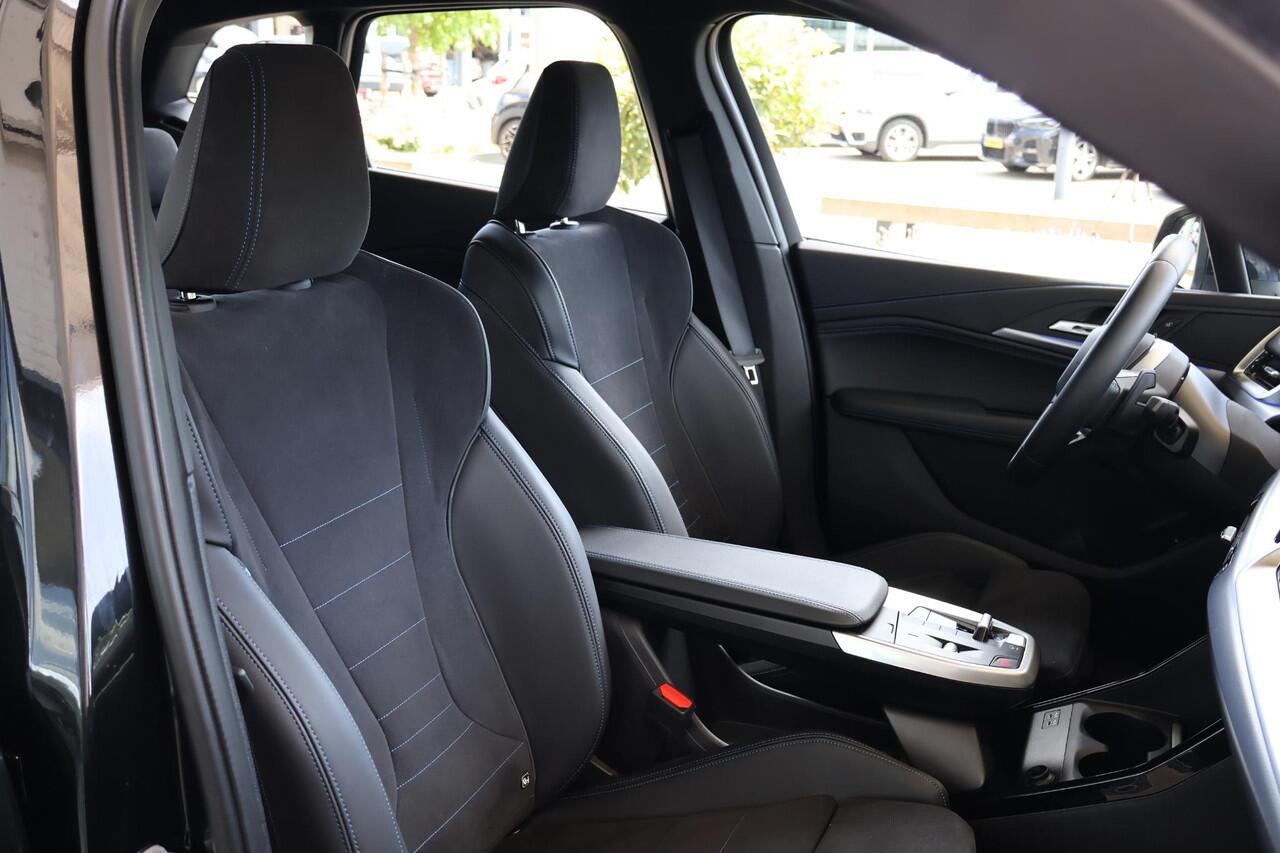 BMW 2-SERIE Active Tourer 218i | M Sportpakket | Premium Pack | Voorstoelen Verwarmd