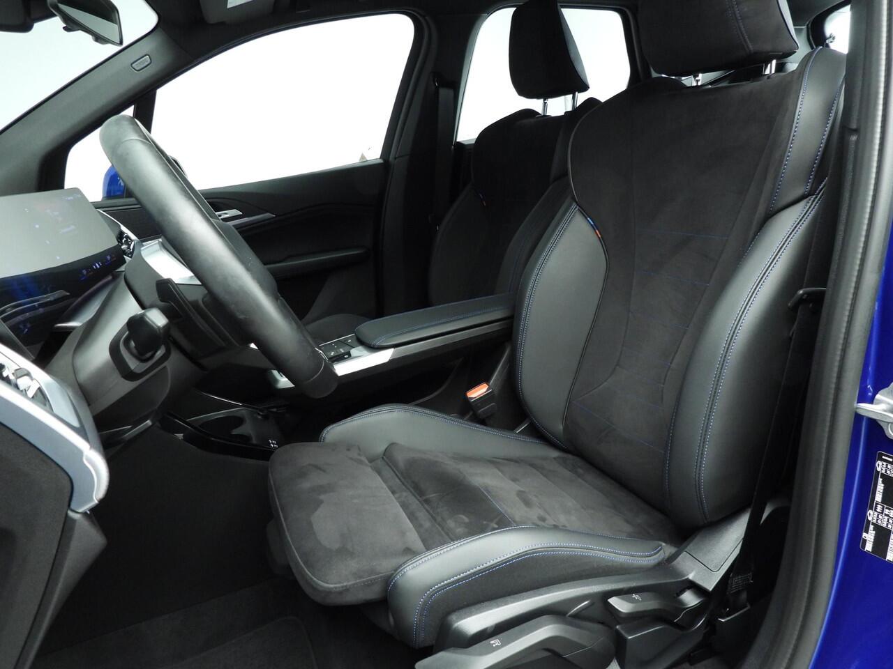 BMW 2-SERIE Active Tourer 218i | M-Sportpakket | LED | Navigatie | Sportstoelen | Chrome line | Clima | DAB | Alu 17 inch