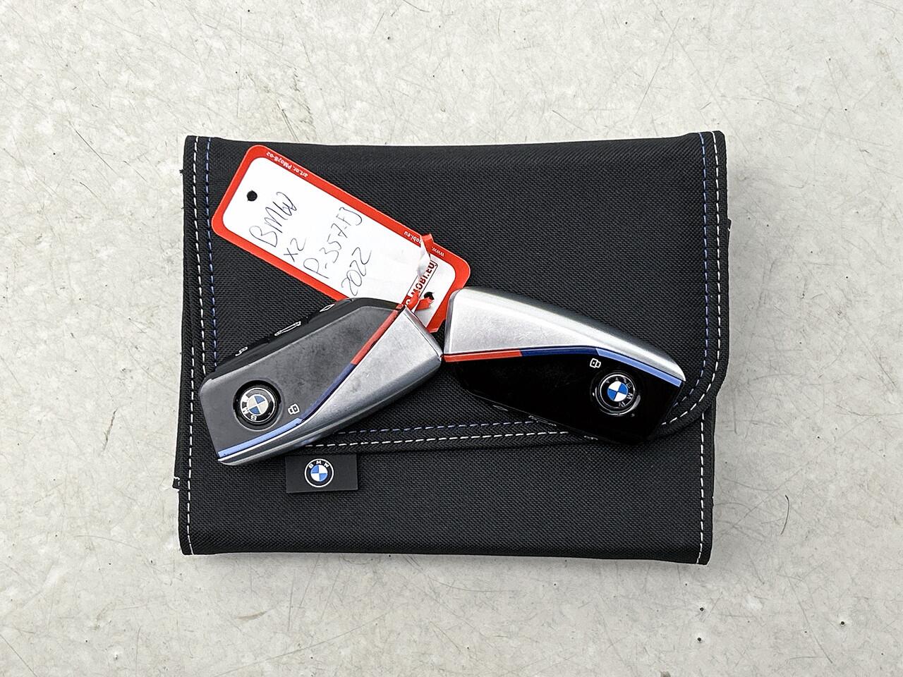 BMW 2-SERIE Active Tourer 220i / Navigatie / Leder / Head up display / Elec. stoelen