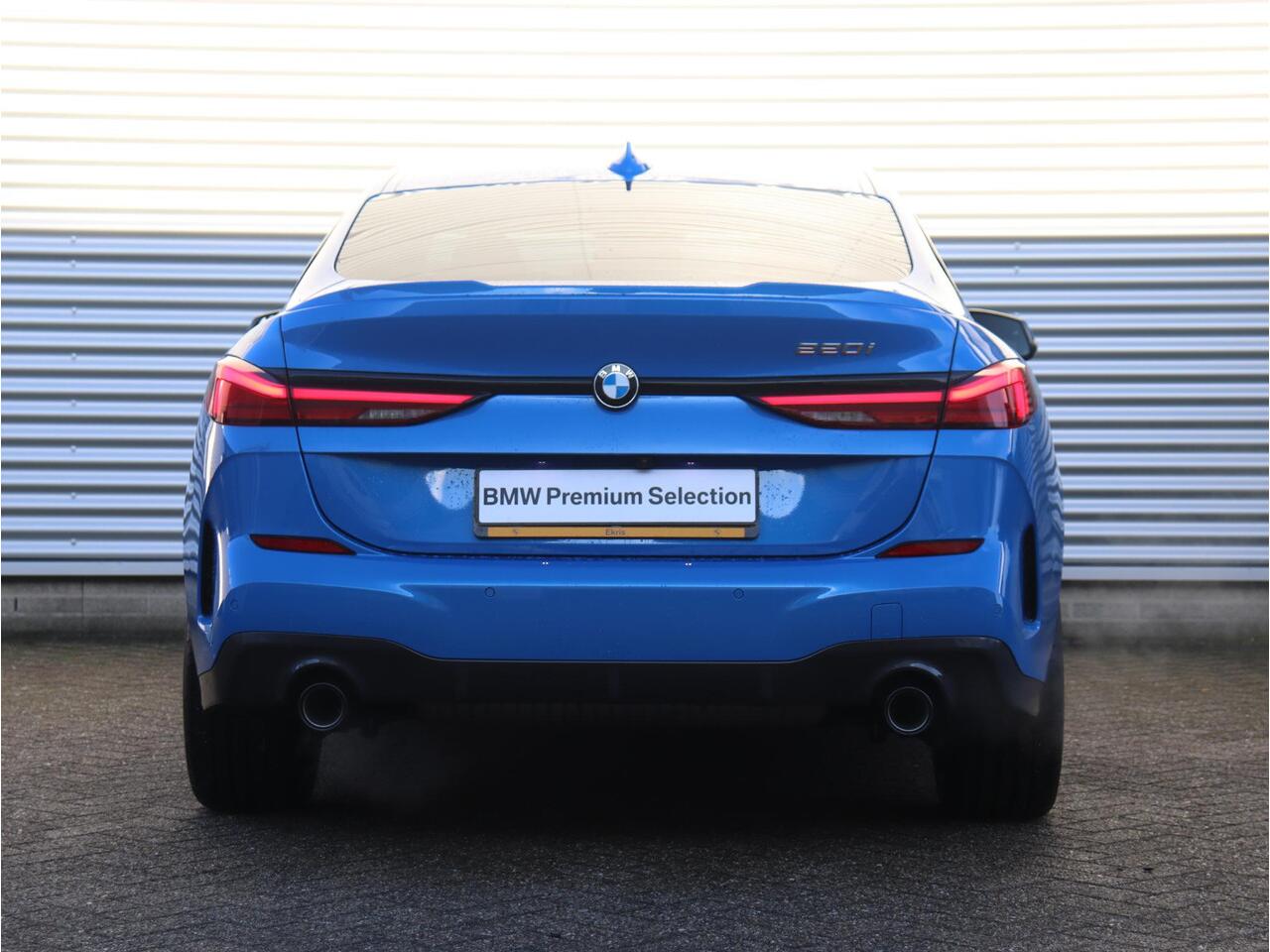 BMW 2-SERIE Gran Coupé 220i | High Executive | M Sportpakket | Driving Assistant | Stoel + Stuurwielverwarming | Adaptive Cruise Control| Getint Glas | Harman Kardon | 18'' LMV