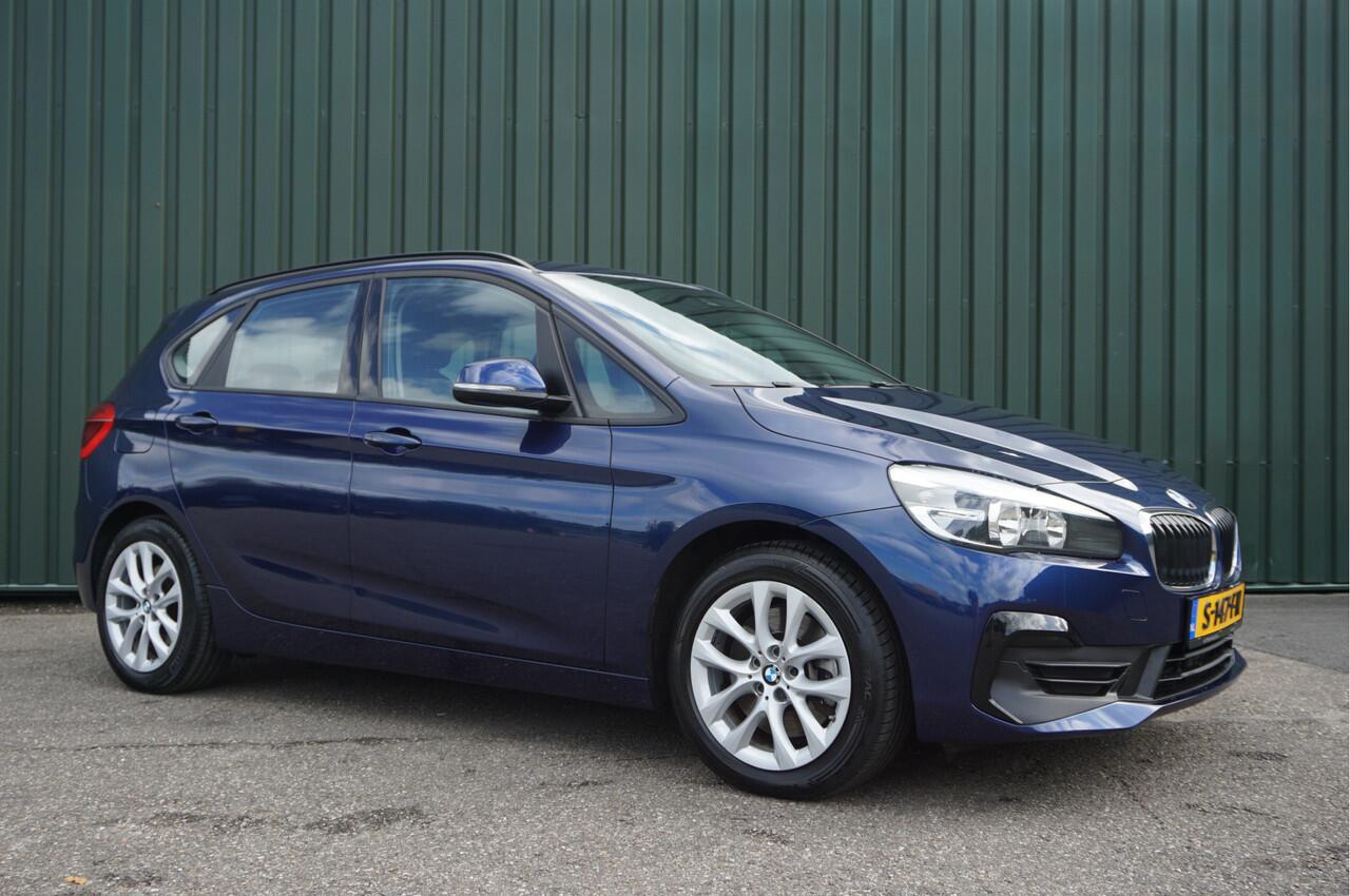 BMW 2-SERIE Active Tourer 225xe iPerformance PHEV - Plugin Hybrid + Navi/ Trekhaak/ Cruise/ Garantie!