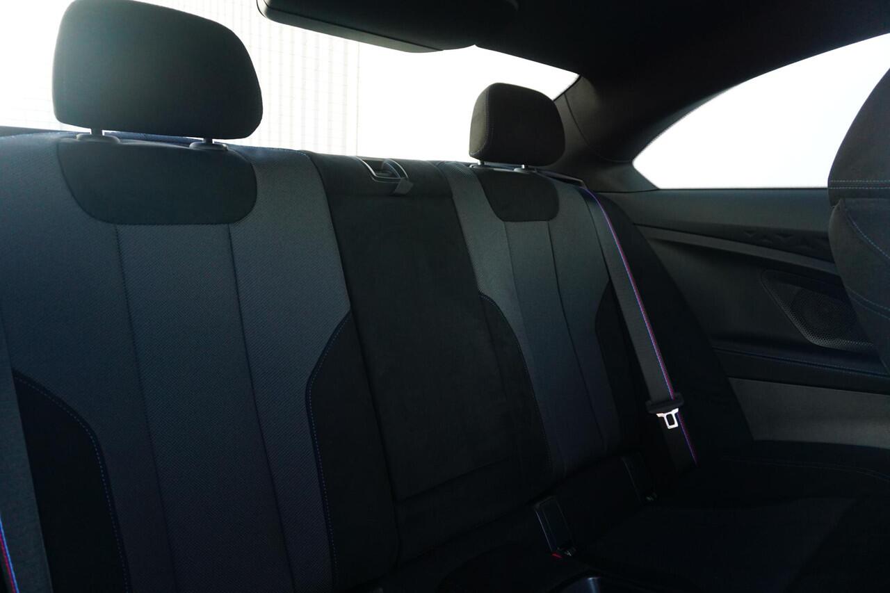 BMW 2-SERIE 218i Coupé | M Sportpakket Pro | Premium Pack