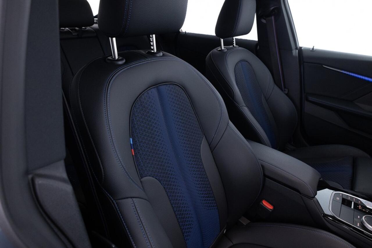 BMW 2-SERIE 218 Gran Coupé M-sport | PANORAMADAK | harman/kardon | Half LEDER