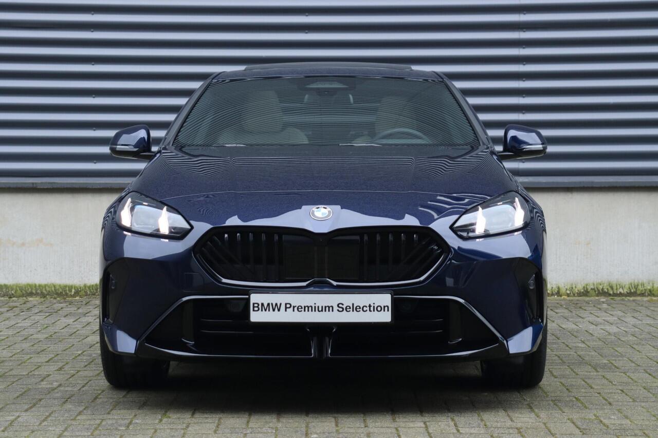 BMW 2-SERIE Gran Coupé 220 | M Sportpakket Pro | Panodak | Head-Up | Harman Kardon | Driving Assistant Plus | Elektr. Stoelen | Parking Assistant Plus | 19'' LMV | Ekris Selection