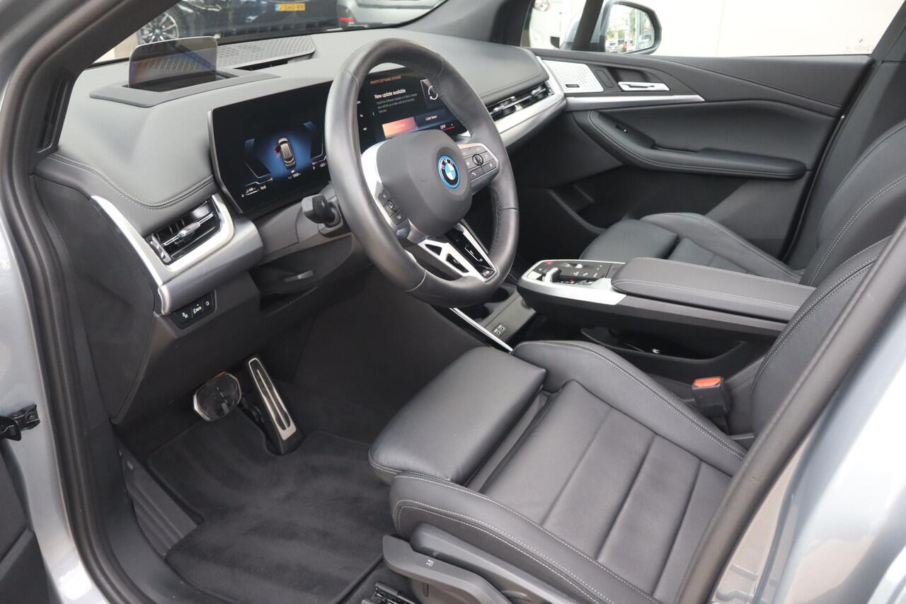 BMW 2-SERIE Active Tourer 225e xDrive M-Sport Harm.Kardon I HUD I Pano-Dak