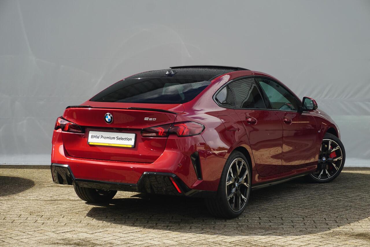 BMW 2-SERIE Gran Coupé 220 M Sportpakket Pro 19'' / Panoramadak / Comfort Access / Driving Assistant | Ekris Selection