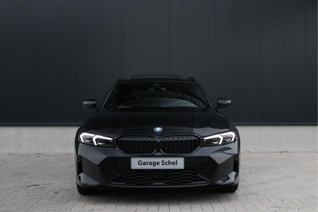 BMW 3-SERIE Touring 330e M Sport - M Sportstoelen - Pano - ACC - Keyless - H&K - Sport Remmen - Memory - SOH waarde 96% - Rijklaar