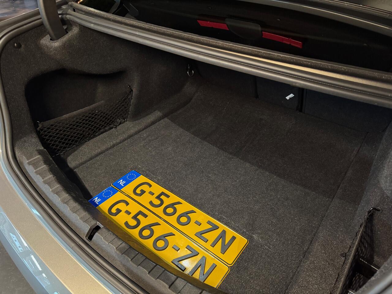 BMW 3-SERIE 330i Exe Edition | M-sport | CarPlay |