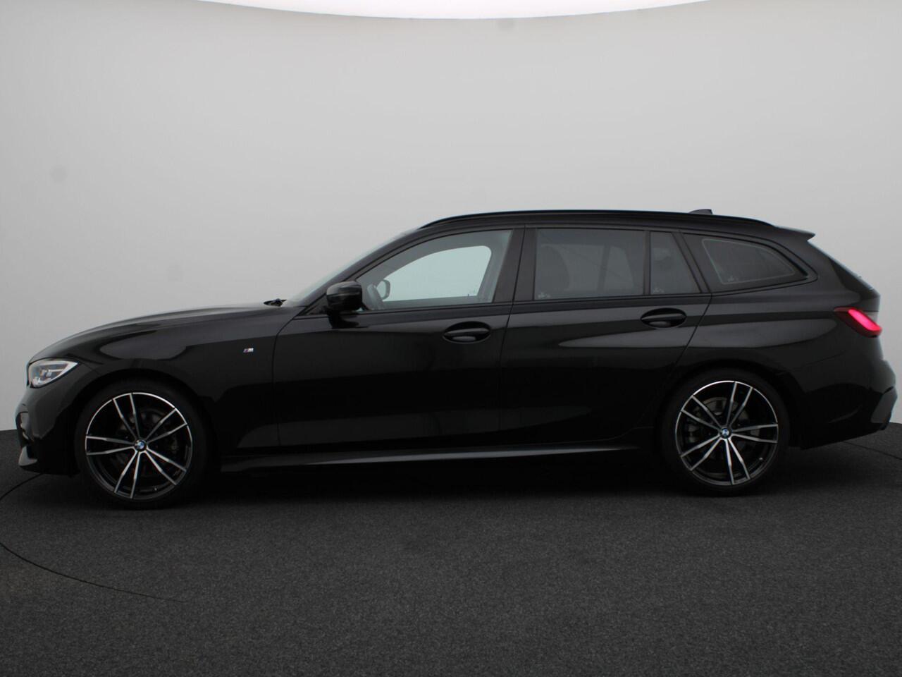 BMW 3-SERIE Touring 318i M Sportpakket | Executive | LED Koplampen | DAB | HiFi | 19''