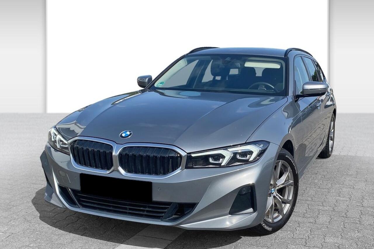 BMW 3-SERIE Touring 320d 190 PK Trekhaak Camera Keyless-Go LED EL. Stoelbediening