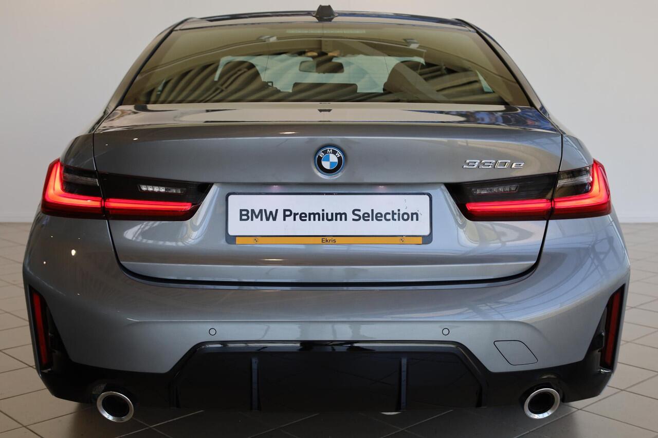 BMW 3-SERIE Sedan 330e | M Sportpakket