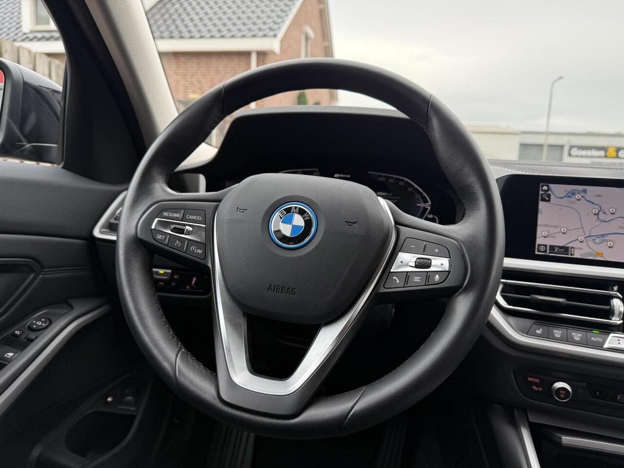 BMW 3-SERIE Touring 320e Business Edition Plus Wide Screen