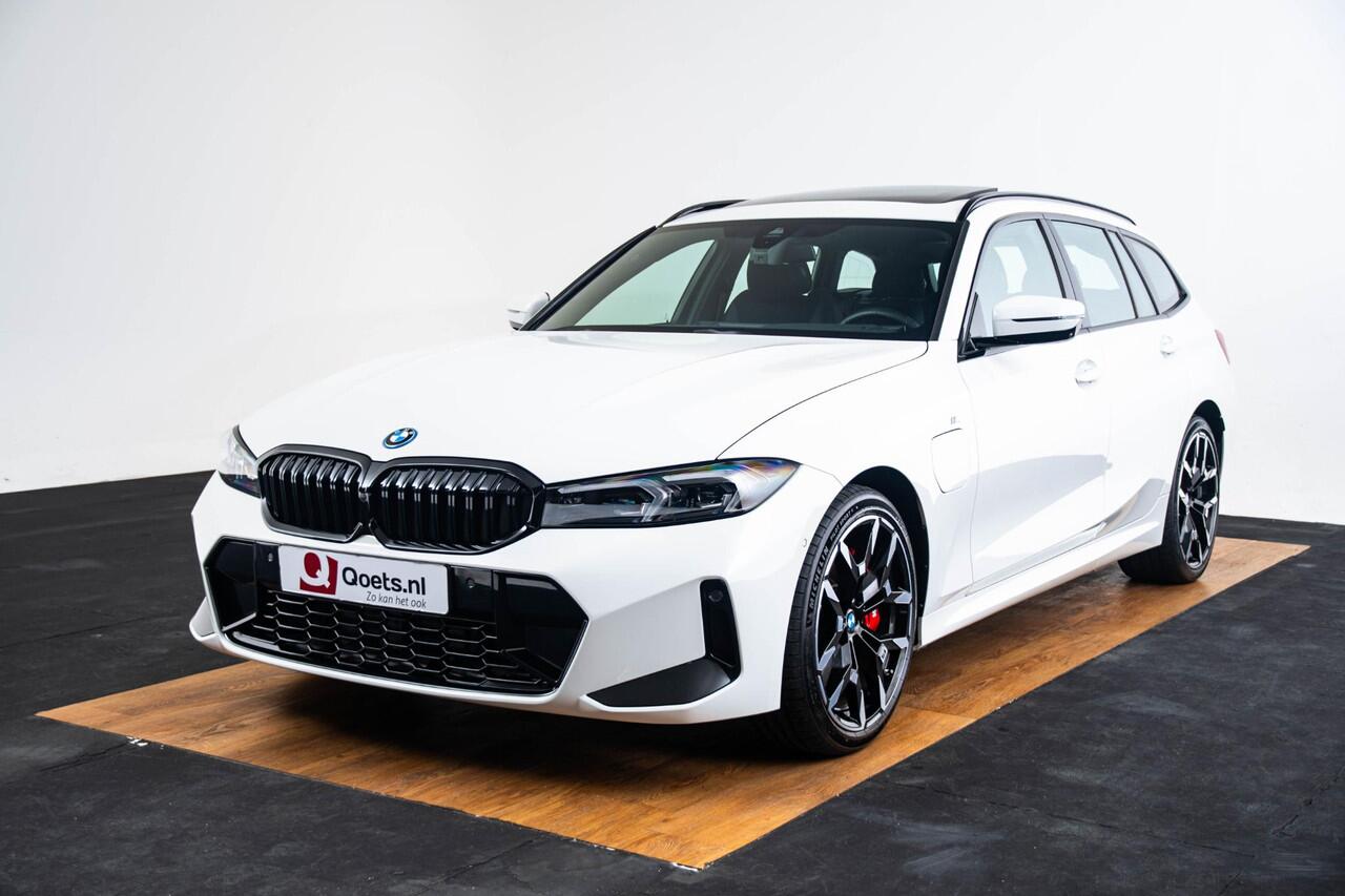 BMW 3-SERIE Touring 330e Long Range - M Sport Pro - Trekhaak - Panoramadak - Parking/Driving Assistant - Elektrisch verstelbare/verwarmde stoelen - Hifi - Comfort Access