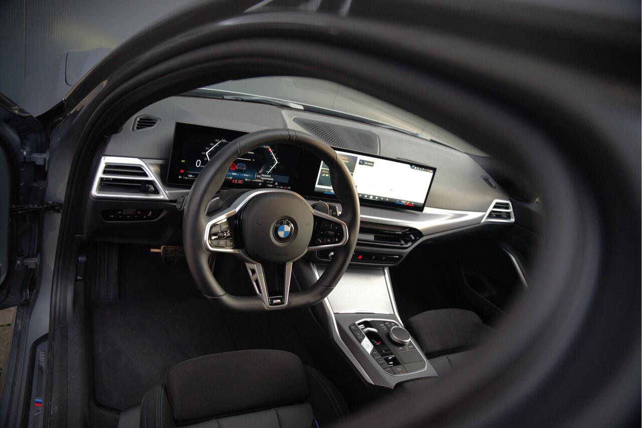 BMW 3-SERIE Touring 330i xDrive High Excecutive M Sport | M Performance | Stoelverwarming | Camera | Navigatie | Parkeersensoren | Apple Carplay | Keyless | HIFI | Adaptive Cruise Control | DAB | LED | BTW | Fabrieksgarantie