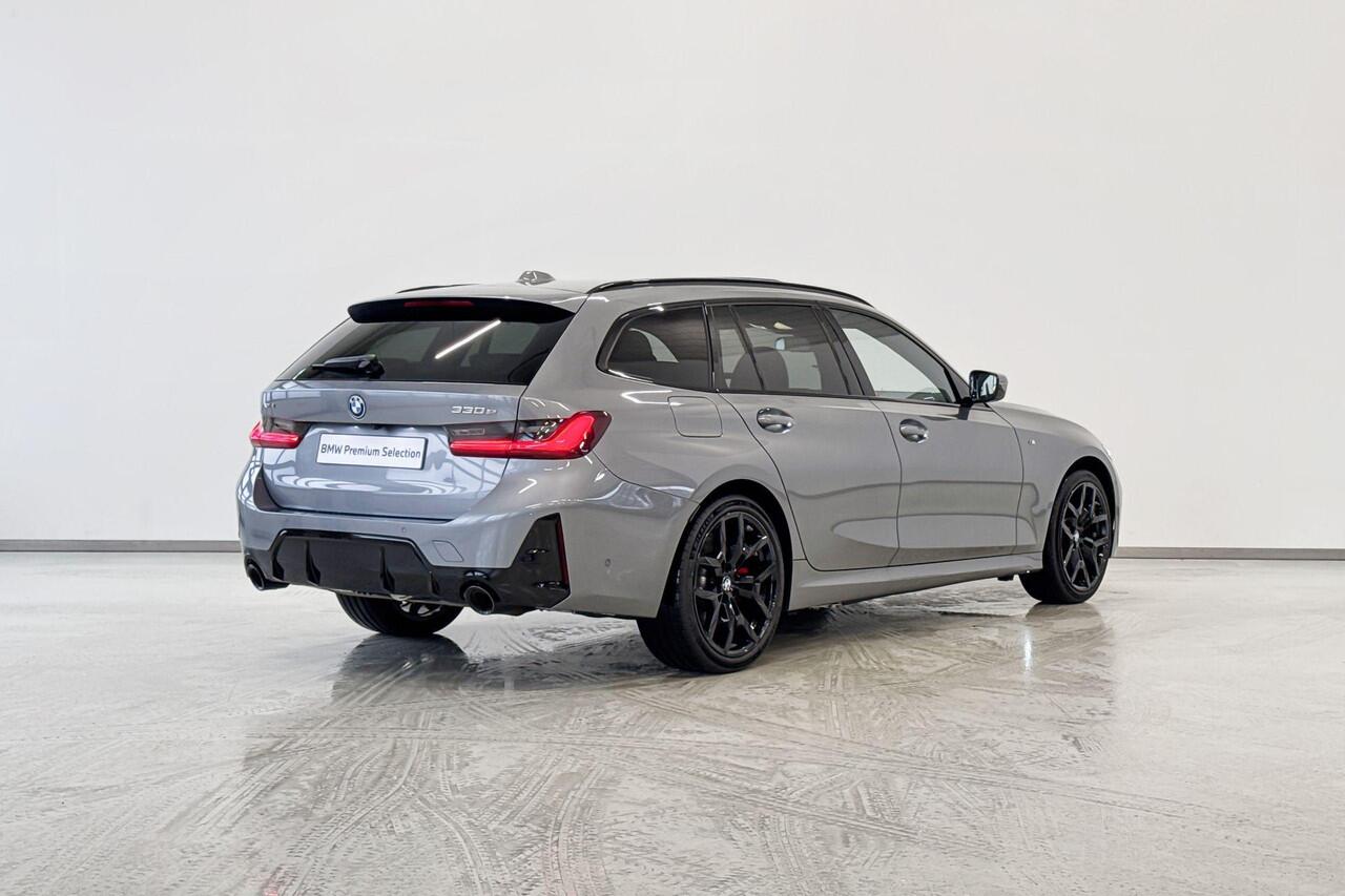 BMW 3-SERIE Touring 330e xDrive Innovation Pack M Sportpakket Pro Aut.