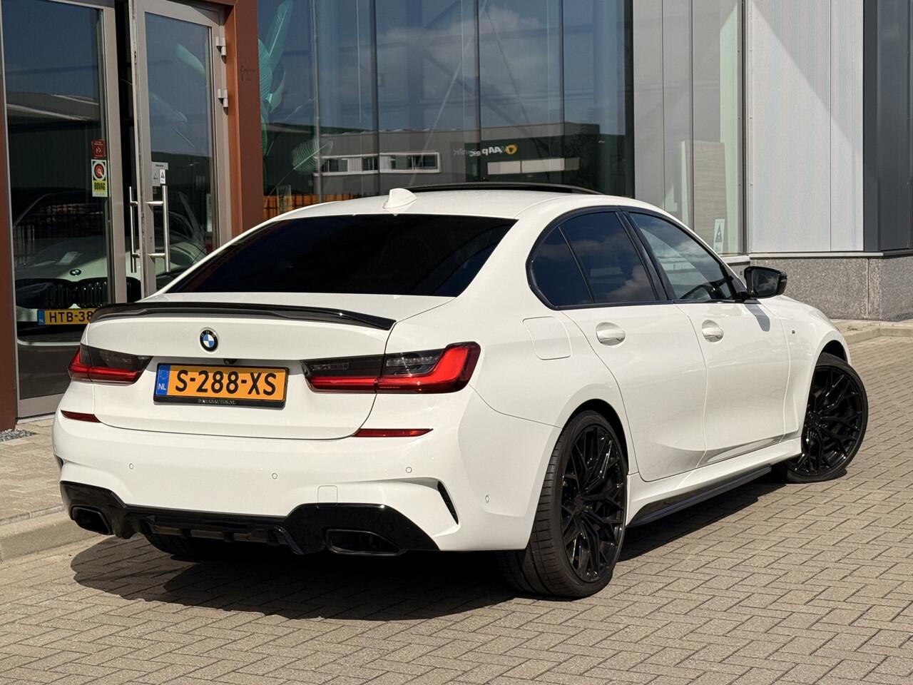 BMW 3-SERIE 320i M-Sport | Schuifdak | ACC | LEDER | MEMORY | LASER | 20 INC | CAMERA