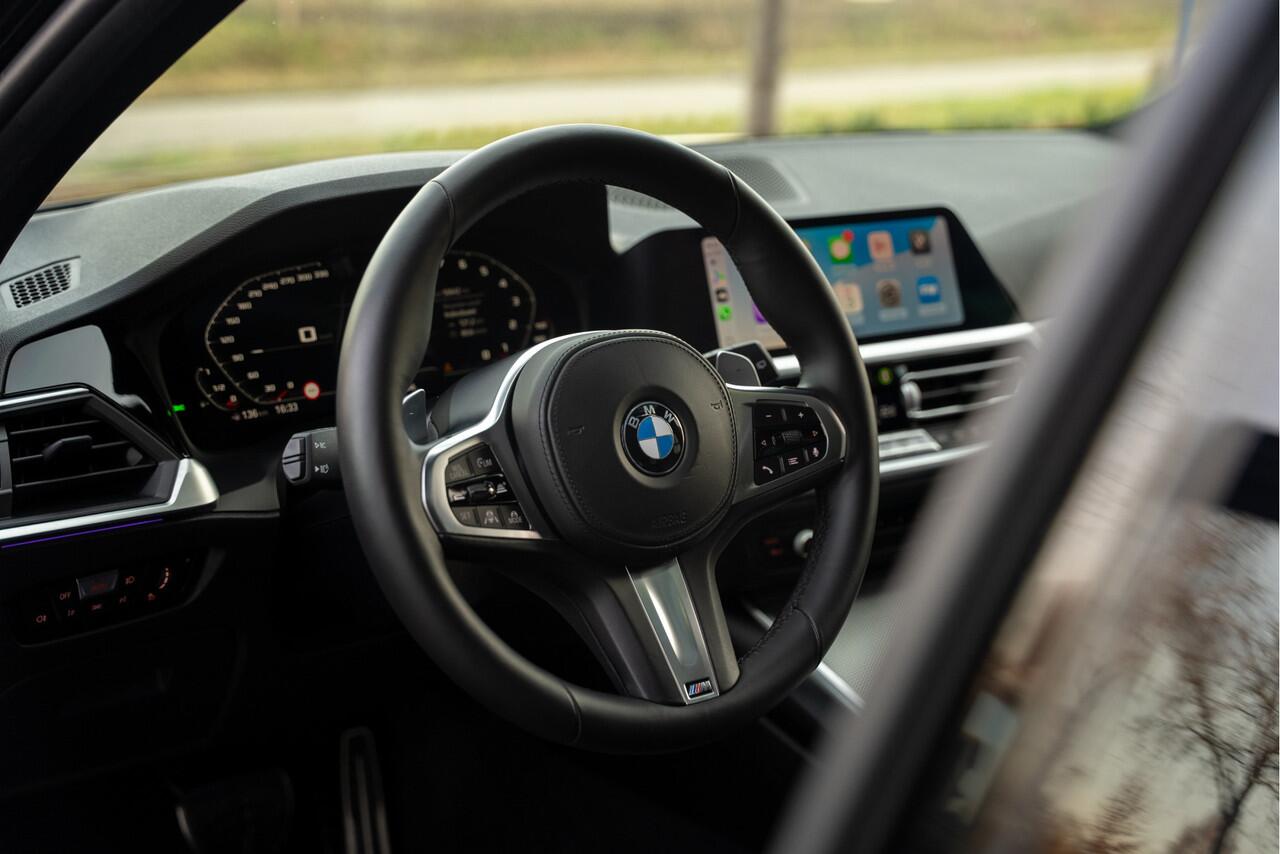 BMW 3-SERIE Touring M340i xDrive, Pure 800, 616 pk, HUD, ACC, Pano, Elektr stoelen