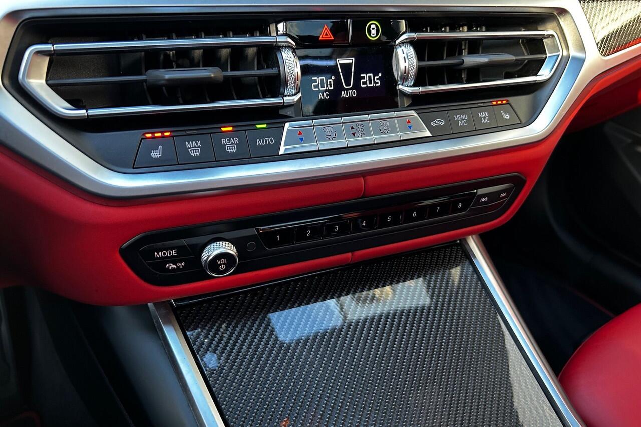 BMW 3-SERIE Touring 330e 293pk M-Sport INDIVIDUAL LEER PANO 19" KEYLESS 20424KM!