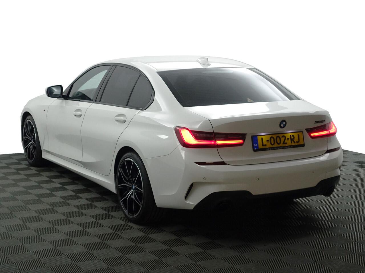 BMW 3-SERIE 320i M Sport Aut- NAP 11dkm, Carplay, Android auto, Sfeerverlichting, Xenon Led, Virtual Cockpit