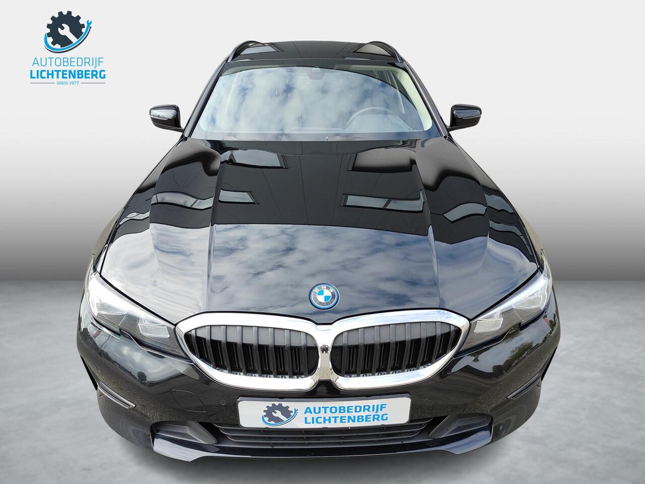 BMW 3-SERIE Touring 320e Business Edition Plus PHEV / Stoelverw. / Electrische achterklep