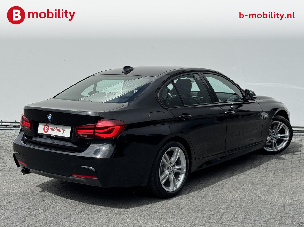 BMW 3-SERIE 318i High Executive M-Sport Edition Apple CarPlay | Navigatie | Sportstoelen | Stoelverwarming