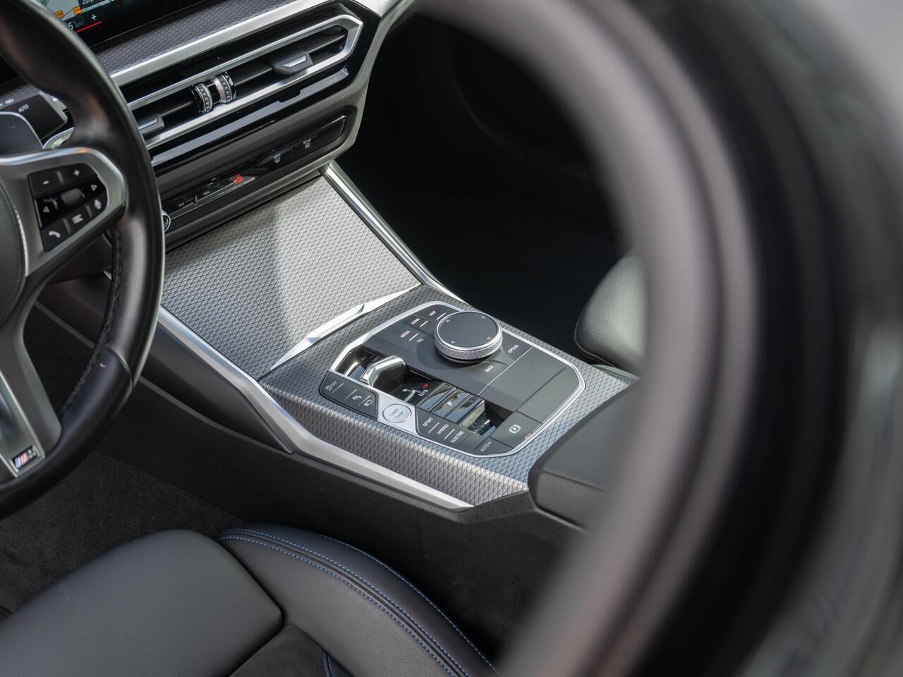 BMW 3-SERIE 330e | Ambiente | M-Sport | Stoelverwarming