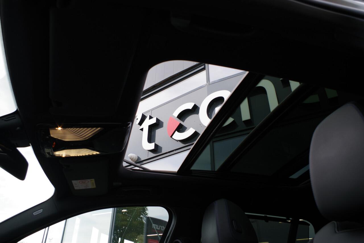 BMW 3-SERIE Touring 320e M-Sport 204 PK PHEV, Panoramadak, Camera, Memory, Head-Up