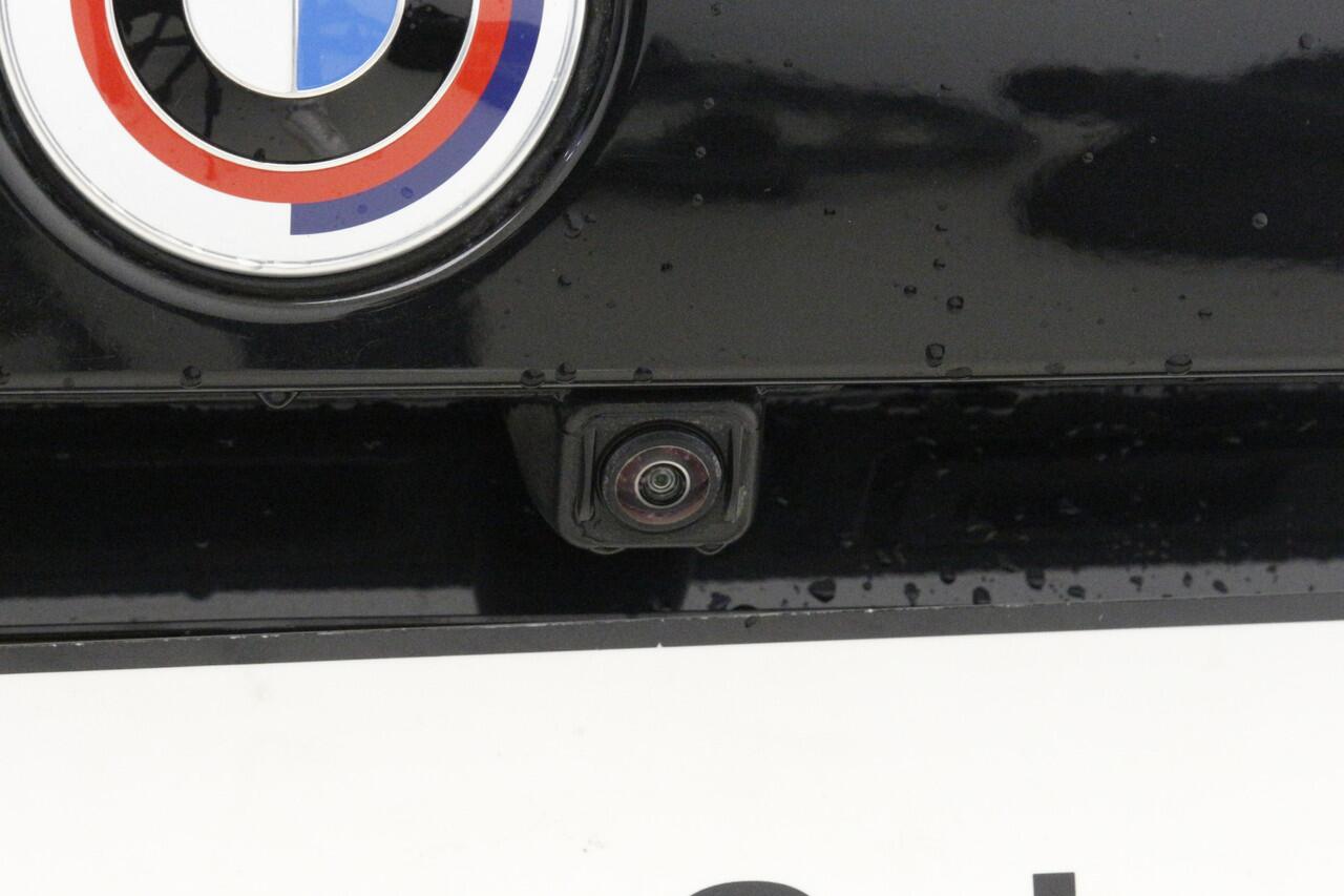 BMW 3-SERIE Touring 330e xDrive M-Sport | Camera | Hifi | Curved Display |