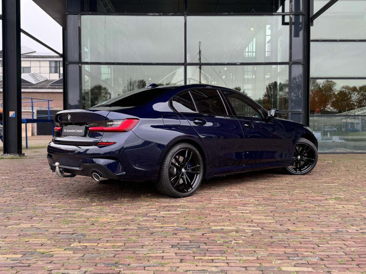 BMW 3-SERIE 330e M Sport HD/Adaptive/trekhaak/laser/Memory