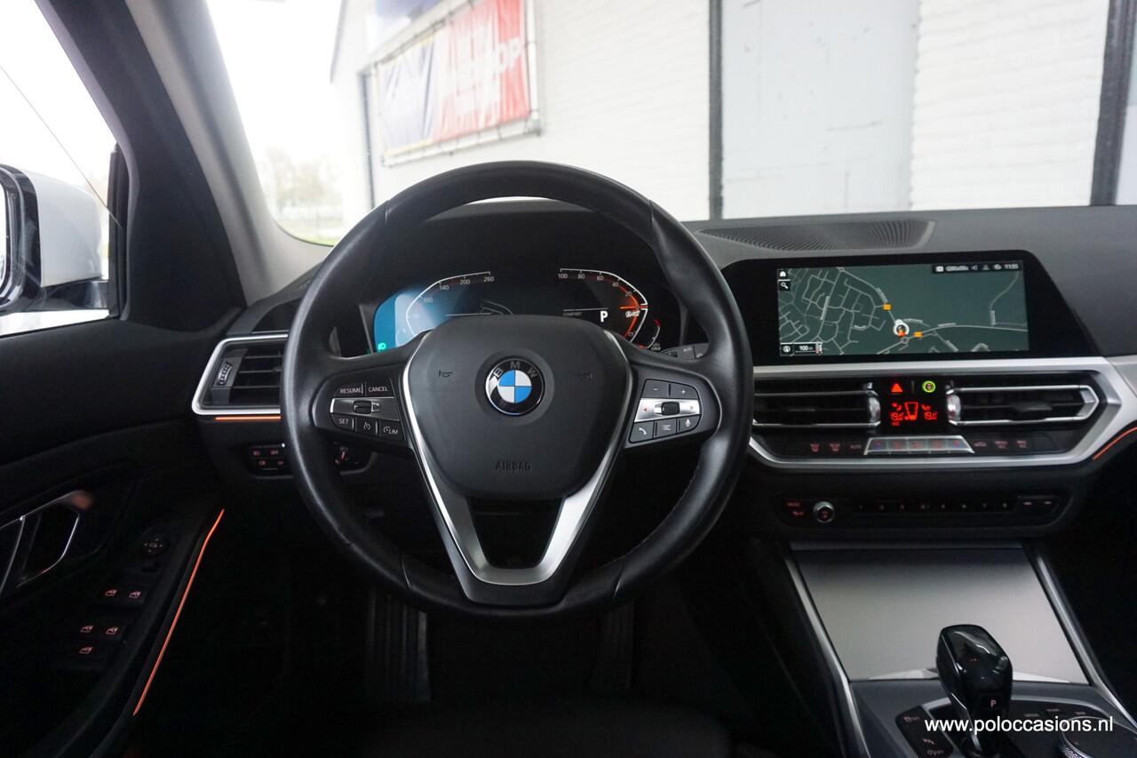 BMW 3-SERIE Touring 318i Exec Automaat | Carplay |Sportinter | DAB+ | Live Cockpit