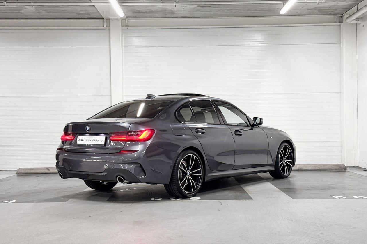 BMW 3-SERIE Sedan 318i High Executive Edition | M-Sport | Cruise Control | Pano
