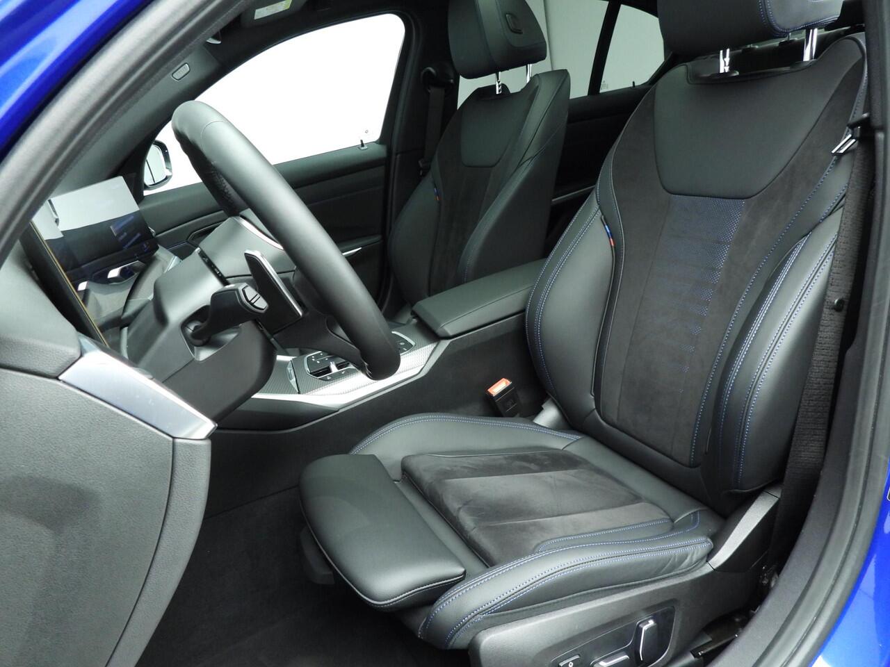 BMW 3-SERIE Sedan 330d xDrive | M-Sportpakket | LED | Navigatie | Schuifdak | Elektr. zetels | Sportstoelen | DAB | Hifi speakers | Alu 18 inch