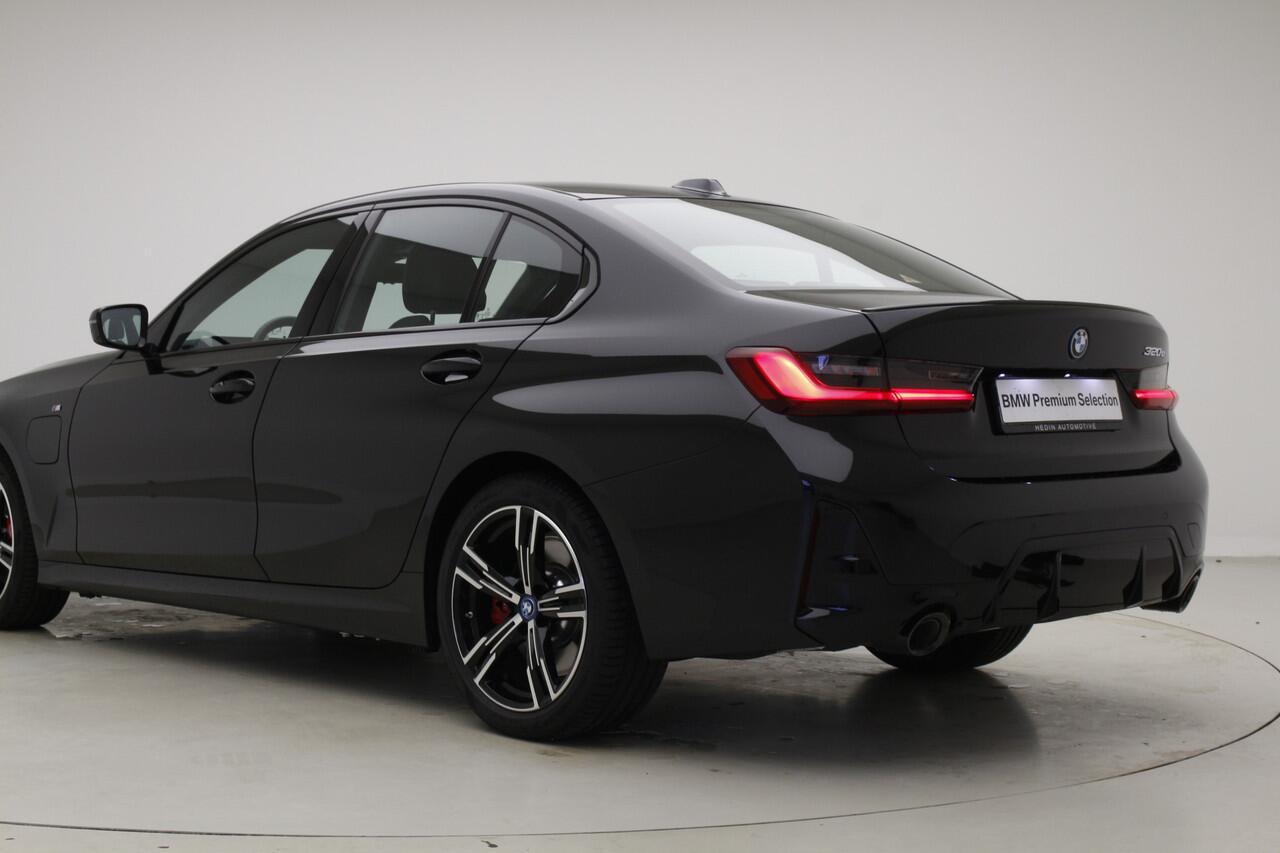 BMW 3-SERIE 320e M-Sport Pro | M Adaptief onderstel | Adaptieve LED koplampen | BSI 3 jr - 40.000 km | Nu voor 41.895,-