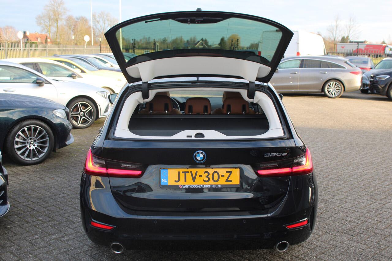BMW 3-SERIE Touring 320e Business Edition Plus PANORAMADAK LEDER CARPLAY CAMERA