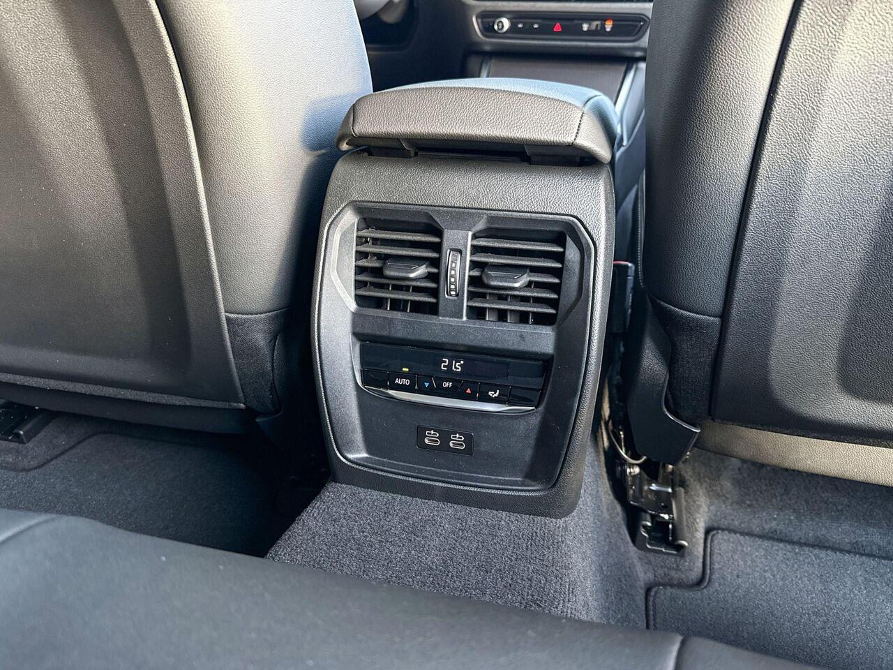 BMW 3-SERIE Touring 318i M Sportpakket / Comfort Pack / Comfort Access