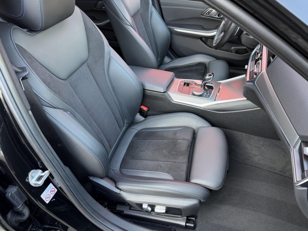 BMW 3-SERIE Touring 330e xDrive M-Sport Pano Laser Memory HUD