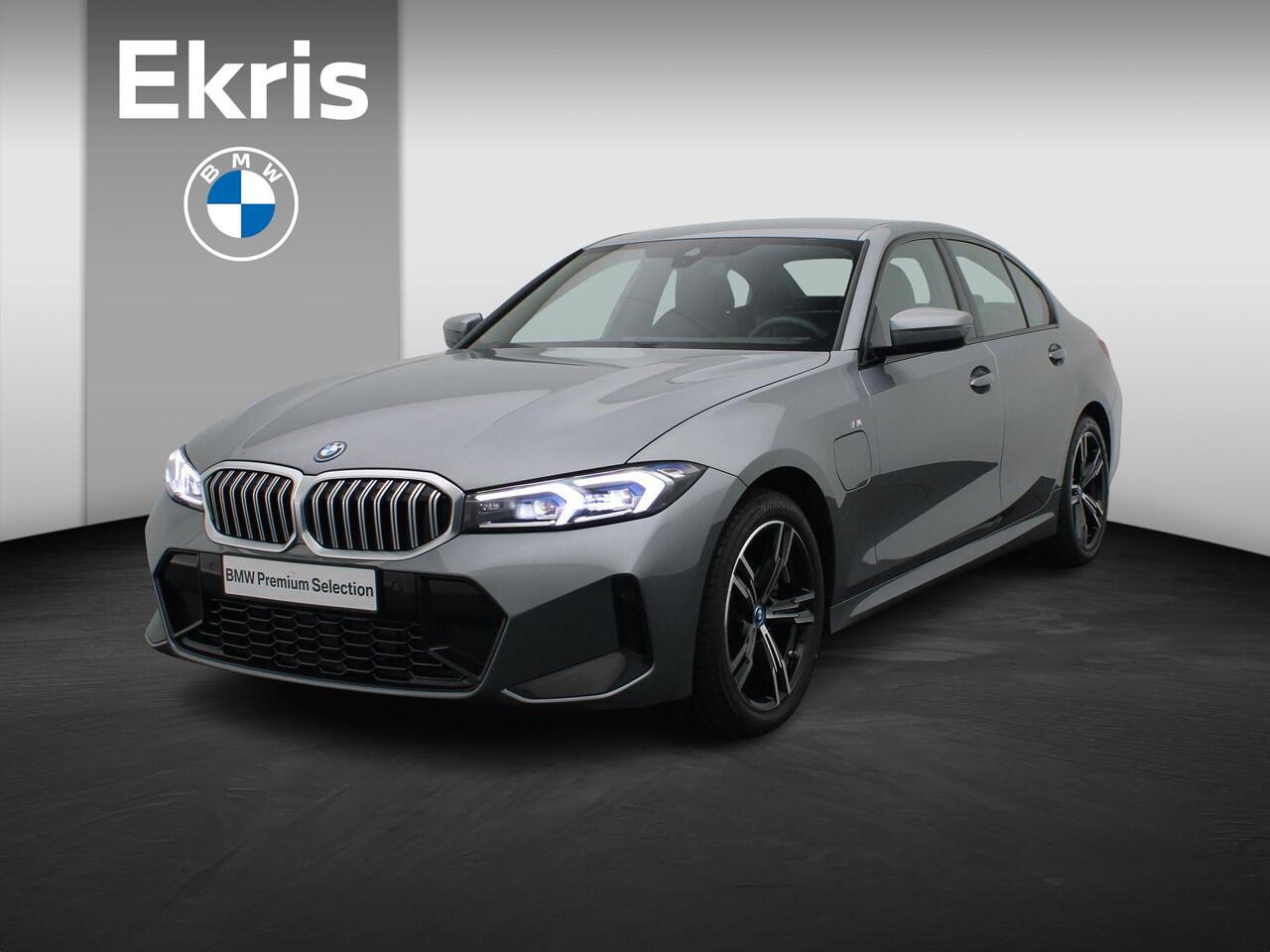 BMW 3-SERIE Sedan 330e M Sportpakket | Trekhaak | HIFI | Widescreen Display | 18"