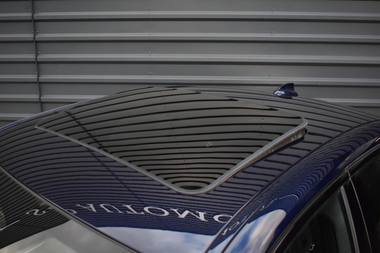 BMW 3-SERIE 330e M Sport Individual | Pano | ACC | Laser Light | Memory | Harman/Kardon | Camera |