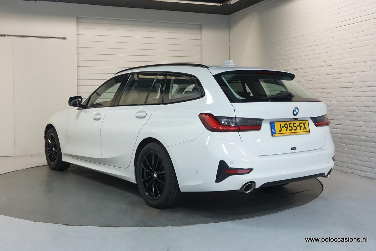 BMW 3-SERIE Touring 318i Exec Automaat | Carplay |Sportinter | DAB+ | Live Cockpit