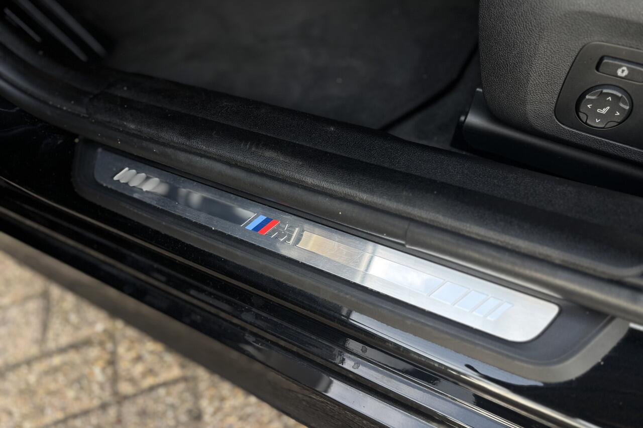 BMW 3-SERIE Touring M-Sport Automaat | Camera | Head-up | Comfort Acces | Memory | Fabr. Garantie