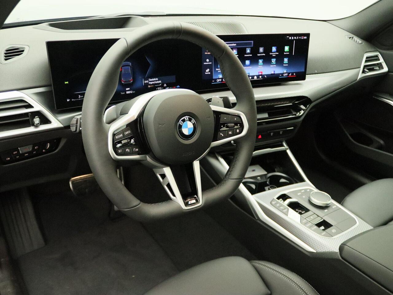 BMW 3-SERIE 320i Sedan | M Sportpakket Pro | Innovation Pack | Comfort Pack