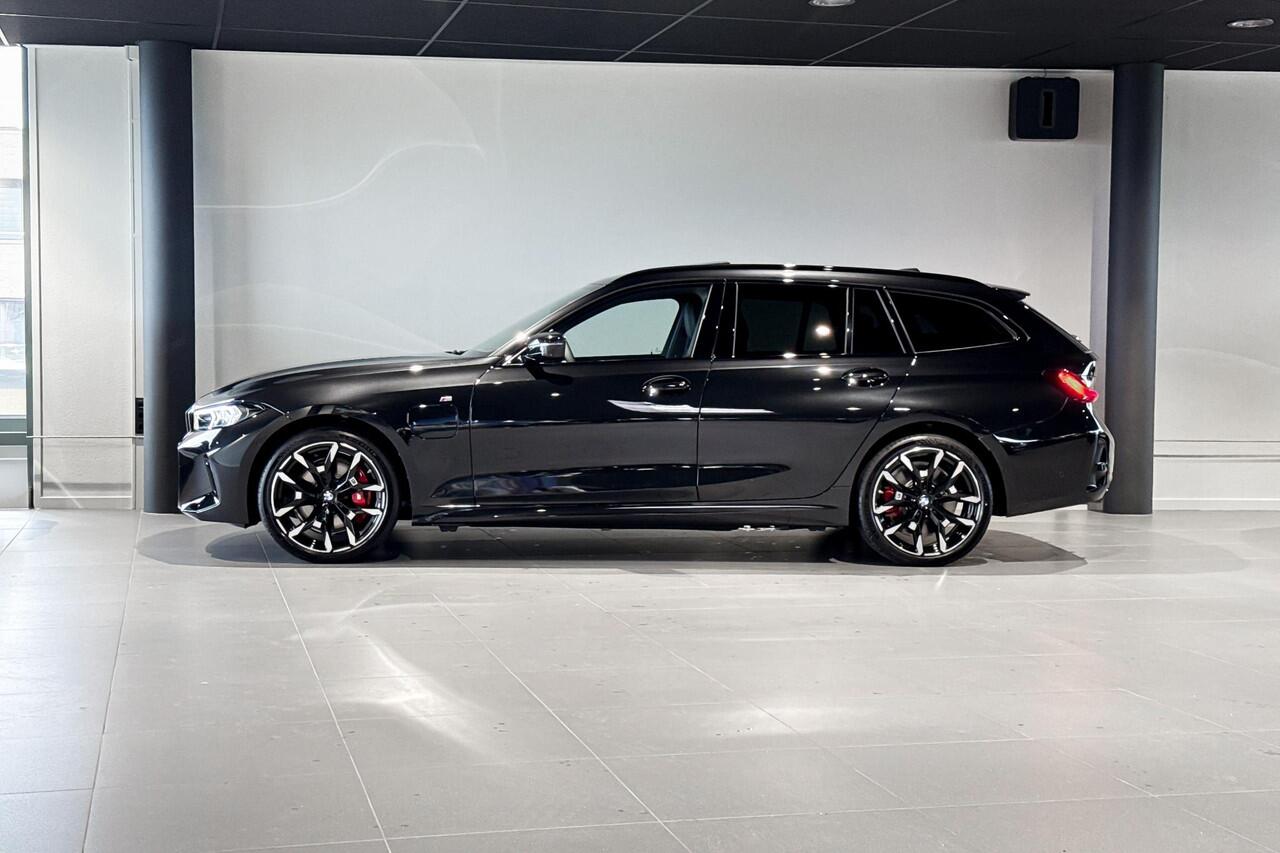 BMW 3-SERIE Touring 330e | M Sport Pro | Innovation Pack | Comfort Pack