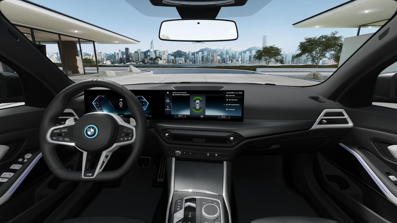 BMW 3-SERIE Touring 330e M Sport Automaat / Panoramadak / Sportstoelen / Achteruitrijcamera / Comfort Access / Adaptieve LED / Stoelverwarming /