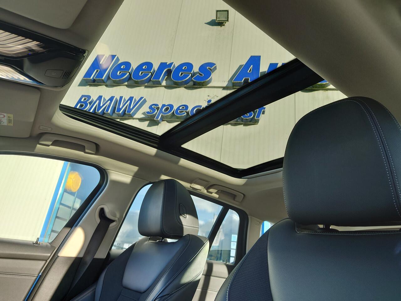 BMW 3-SERIE Touring 330i High Executive / 20" 795M / Panodak / LED / DAB / HIFI / Bomvol