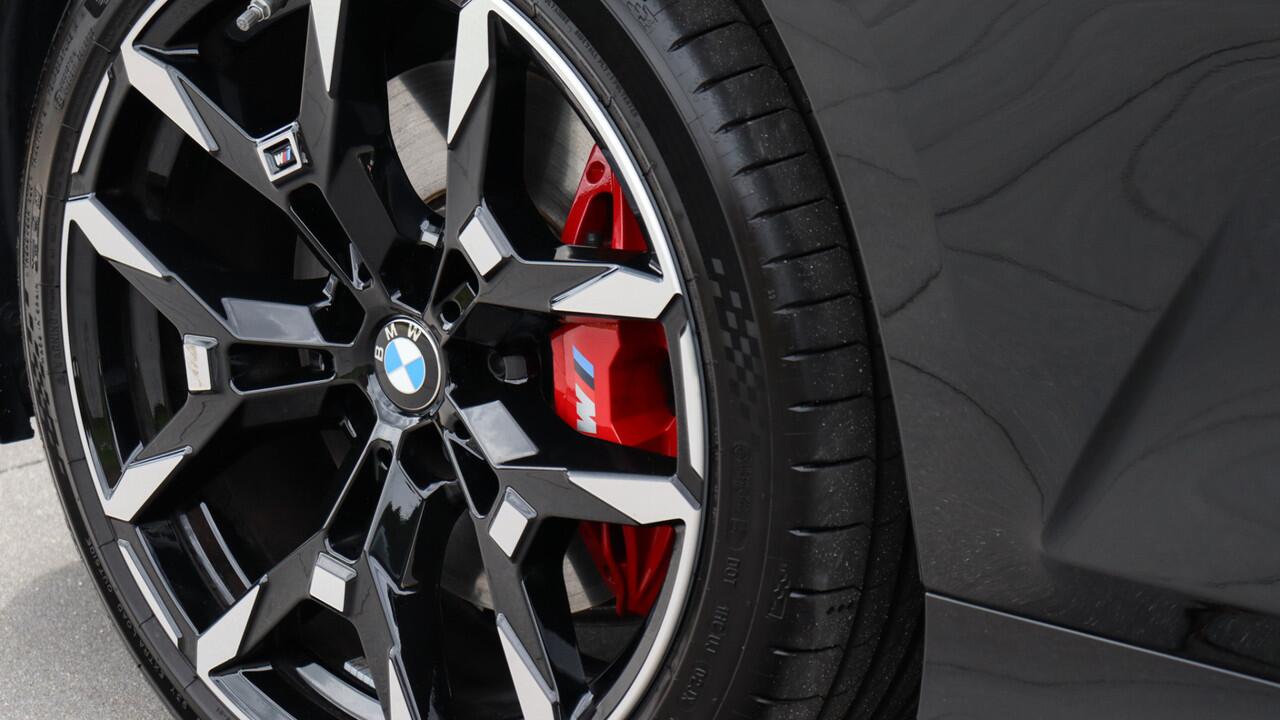 BMW 3-SERIE Touring 330e xDrive M-Sport Pro | Harman/Kardon | Head-up | Panoramadak | Trekhaak | M Sportstoelen | Memory | Comfort Access