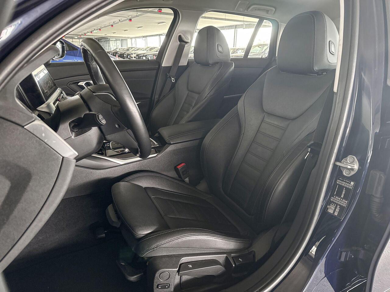 BMW 3-SERIE Touring 318i Business Edition Plus