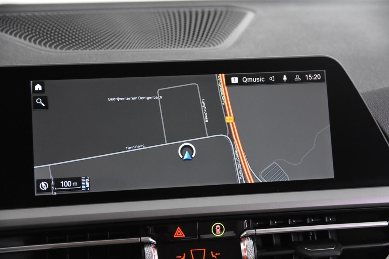 BMW 3-SERIE 330e Business Edition Plus *1ste Eigenaar*Navigatie*Park assist*