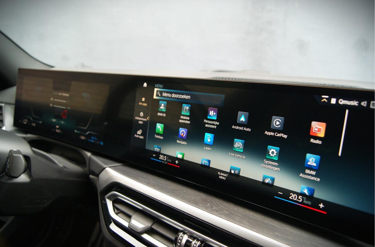 BMW 3-SERIE Touring Facelift 320e 204PK xDrive M-Sport Shadow/Widescreen/Harman-Kardon//Keyless/Leder/Soh89% Aut8