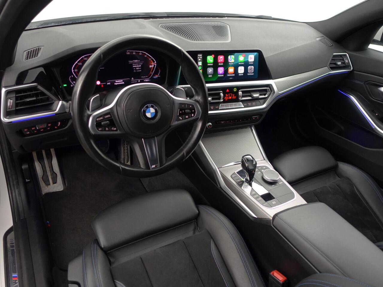 BMW 3-SERIE 320i M Sport Aut- NAP 11dkm, Carplay, Android auto, Sfeerverlichting, Xenon Led, Virtual Cockpit