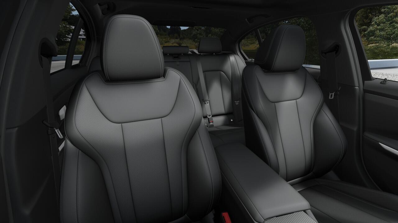 BMW 3-SERIE 330e M Sport Automaat / Schuif-kanteldak / Trekhaak / Sportstoelen / Achteruitrijcamera / Comfort Access / Parking Assistant / Stoelverwarming